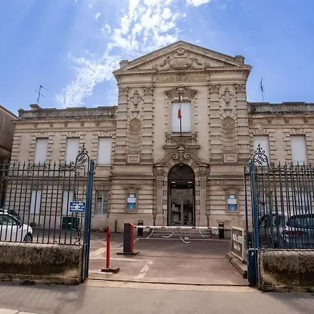 Le Repos Urbain Au Coeur De Libourne Apartamento Exterior foto